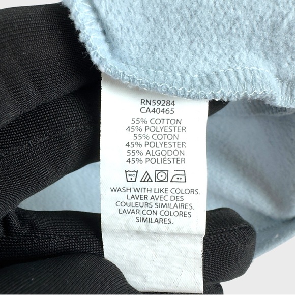 Place Light Blue Sweatshirt - Picture 14 of 15